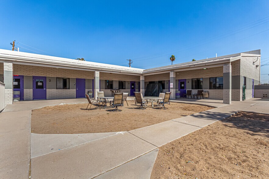 More Photos Of 5827 N 35th Ave, Phoenix Schools For Sale