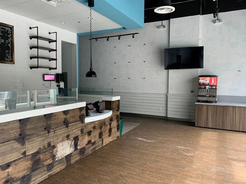 More Photos Of 3417 Gaston Ave, Dallas Office For Sale