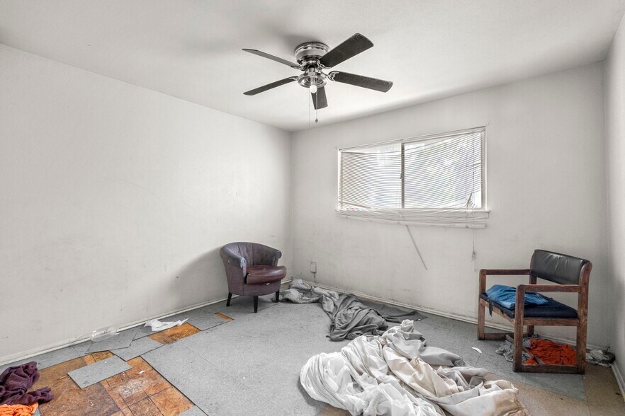 More Photos Of 110 Mary Louise Dr, San Antonio Apartments For Sale