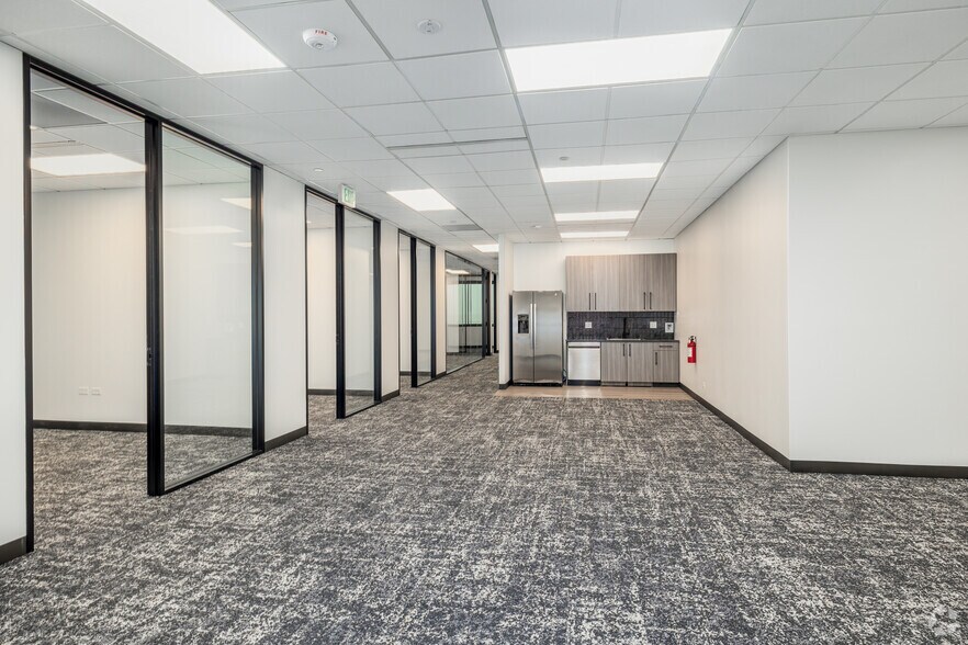 Photo of 8th Floor Ste 810