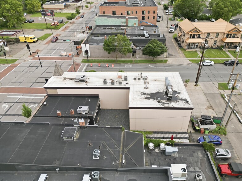 More Photos Of 442 Water St, Eau Claire Bar For Sale