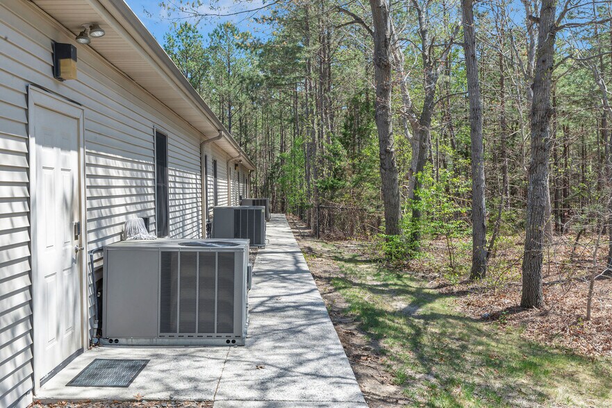 More Photos Of 314 Chris Gaupp Dr, Galloway Medical For Lease