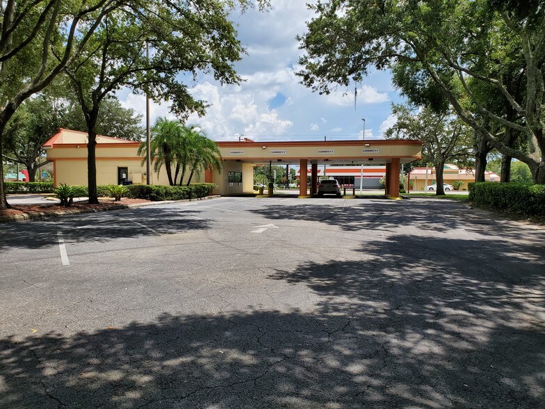 More Photos Of 5144 E Busch Blvd, Tampa Bank For Sale