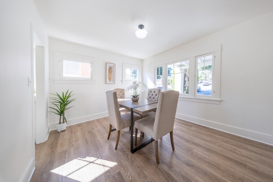 More Photos Of 4832 York Blvd, Los Angeles Office For Sale