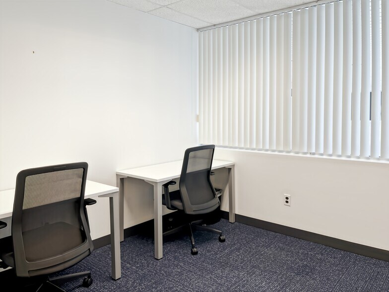 More Photos Of 4250 Veterans Memorial Hwy, Holbrook Coworking Space