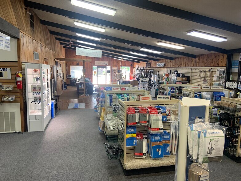 More Photos Of 305 N 200 W, Bountiful Freestanding For Sale