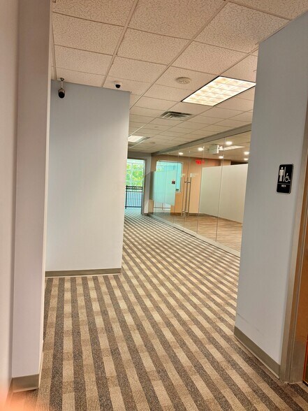 More Photos Of 1050 E State Highway 114, Southlake Office For Sale