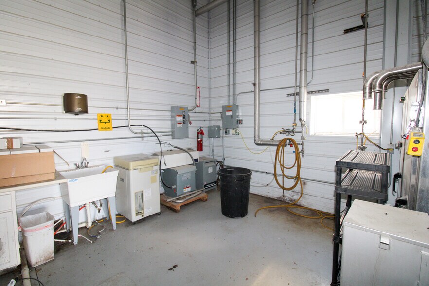 More Photos Of 6059 159th St, Galva Food Processing For Sale