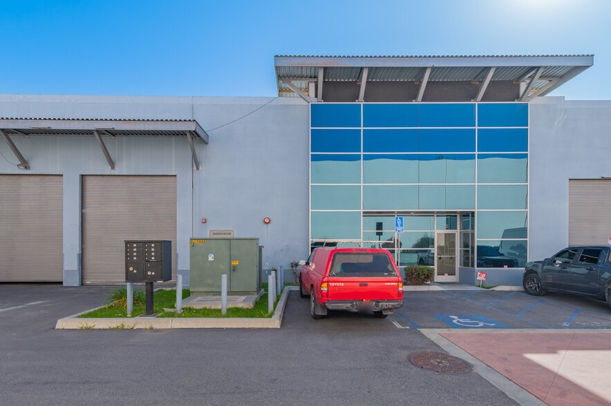 More Photos Of 12346 Valley Blvd, El Monte Warehouse For Sale