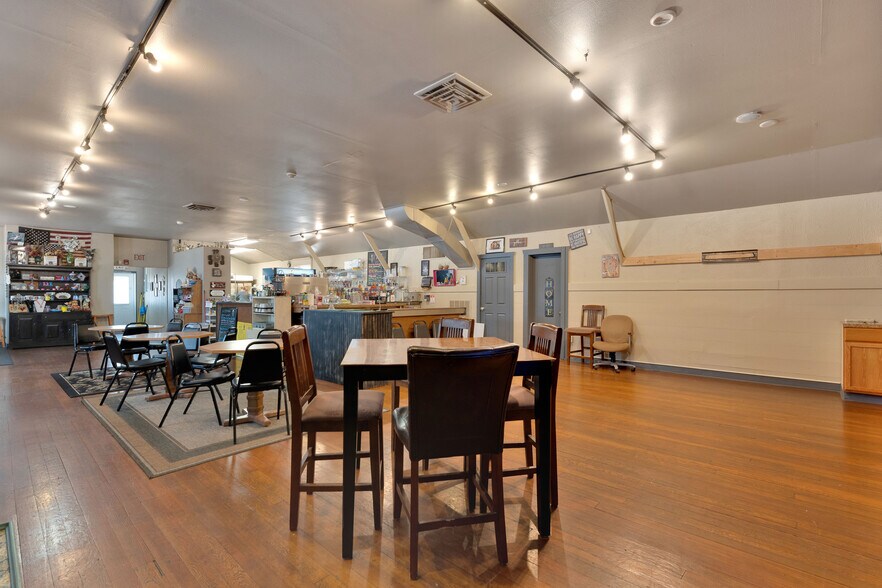 More Photos Of 10013 W Charles Rd, Nine Mile Falls Restaurant For Lease