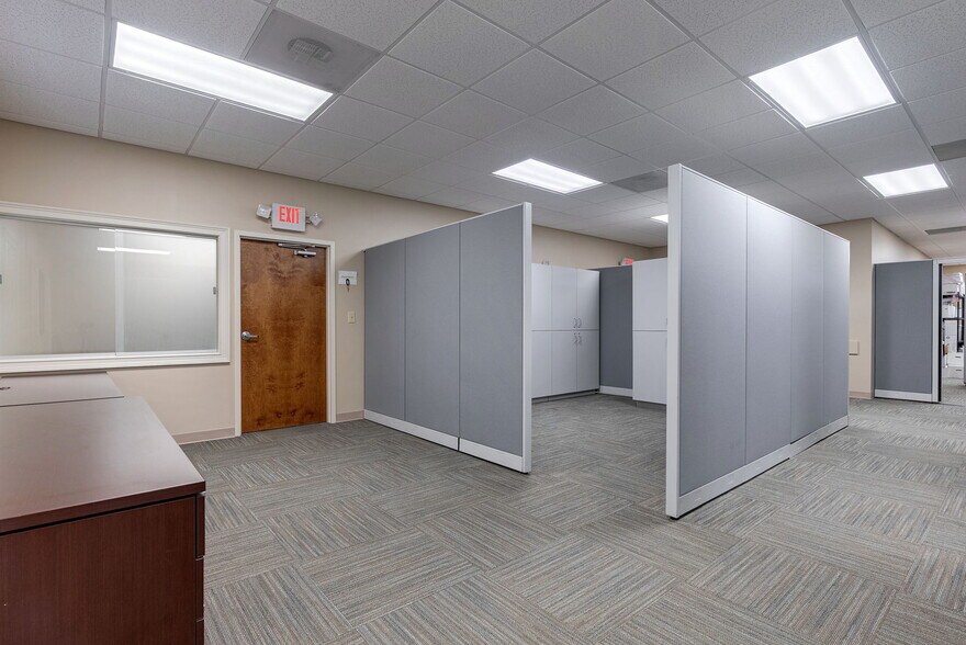 More Photos Of 1500 Langford Dr, Watkinsville Medical For Sale