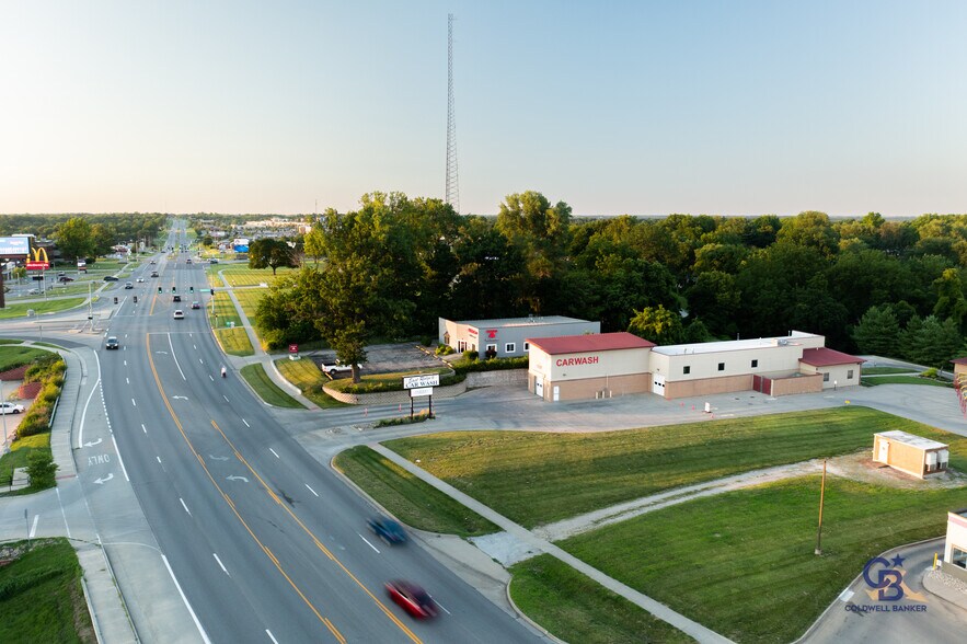 More Photos Of 3311 N Belt Hwy, Saint Joseph Carwash For Sale