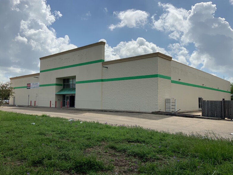 Primary Photo Of 5400 Fm 1640 Rd, Richmond Freestanding For Lease