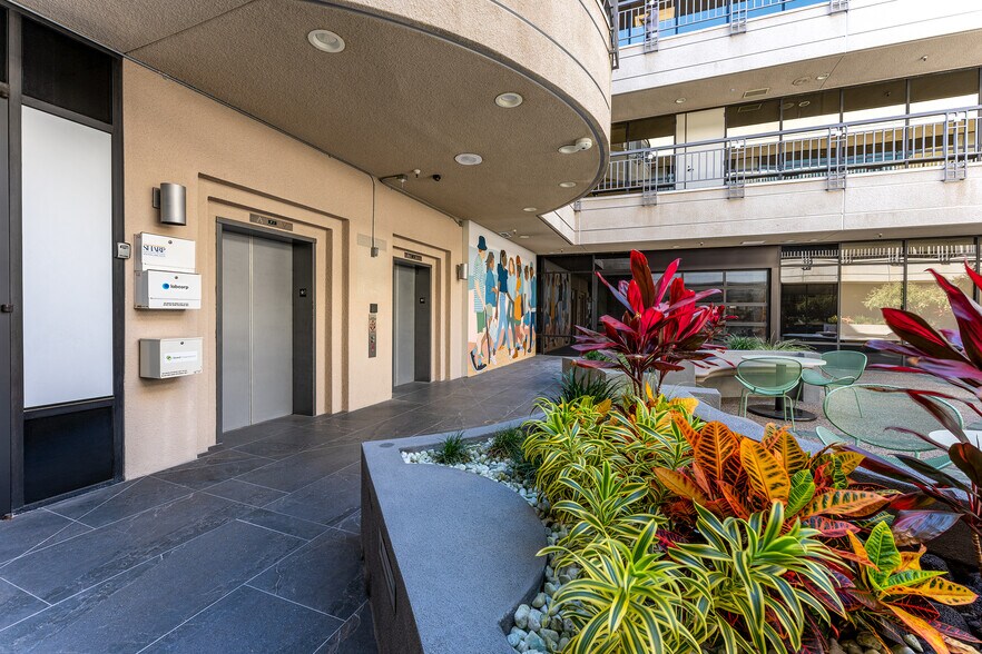 More Photos Of 3900 5th Ave, San Diego Office For Lease