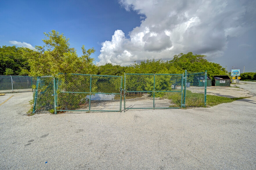 More Photos Of 58000 Card Sound Rd, Key Largo Restaurant For Sale