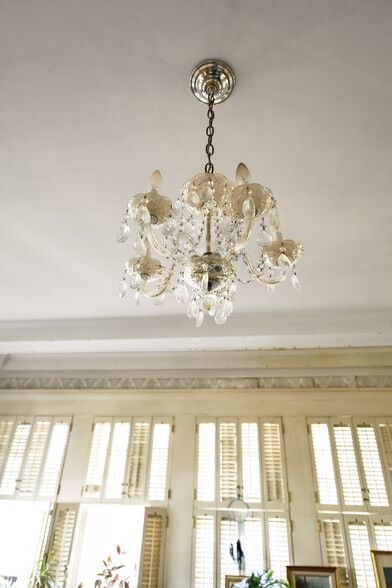 More Photos Of 200 E Vista St, Bisbee Movie Radio TVStudio For Sale