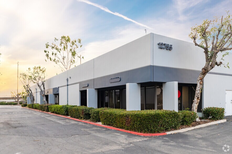 More Photos Of 12781 Western Ave, Garden Grove Unknown For Lease