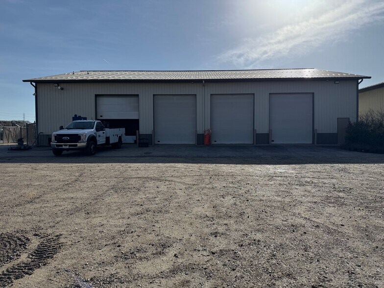 More Photos Of 2128 Gould Ct, Rockdale Warehouse For Sale
