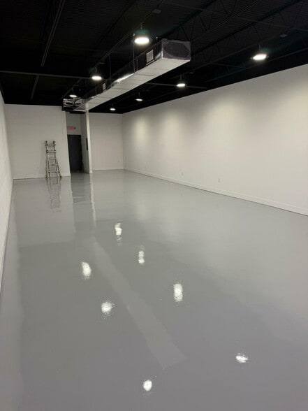 More Photos Of 5100-5130 S State Road 7, Fort Lauderdale General Retail For Lease