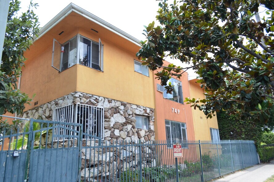 More Photos Of 749 S Berendo St, Los Angeles Apartments For Sale