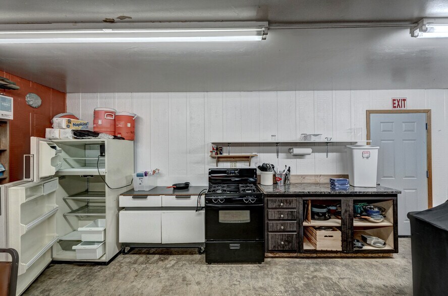 More Photos Of 1116 N 5th St, Custer Trailer Camper Park For Sale