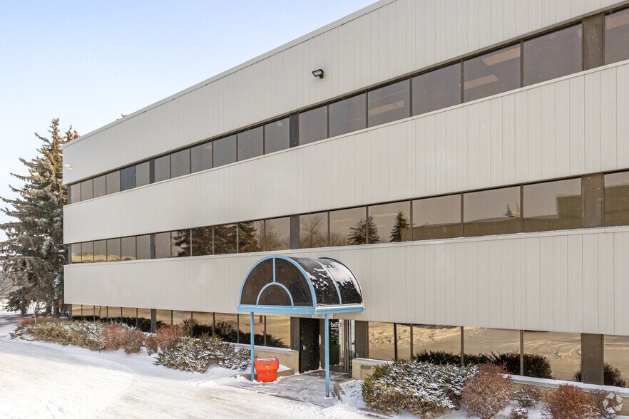 More Photos Of 17007 107 Ave NW, Edmonton Office For Lease
