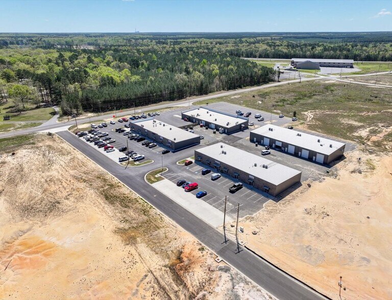 More Photos Of US 167 & Arch Street Pike, Hensley Land For Sale