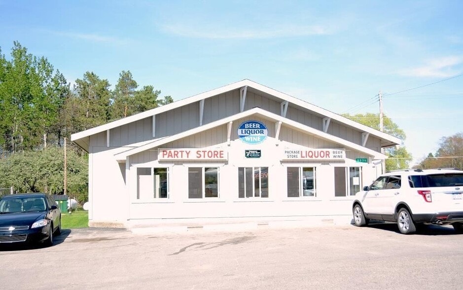 More Photos Of 8036 N Clare Ave, Harrison Convenience Store For Sale