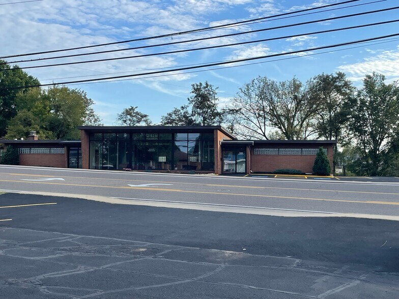More Photos Of 2416 Pennsylvania Ave, Weirton Medical For Lease