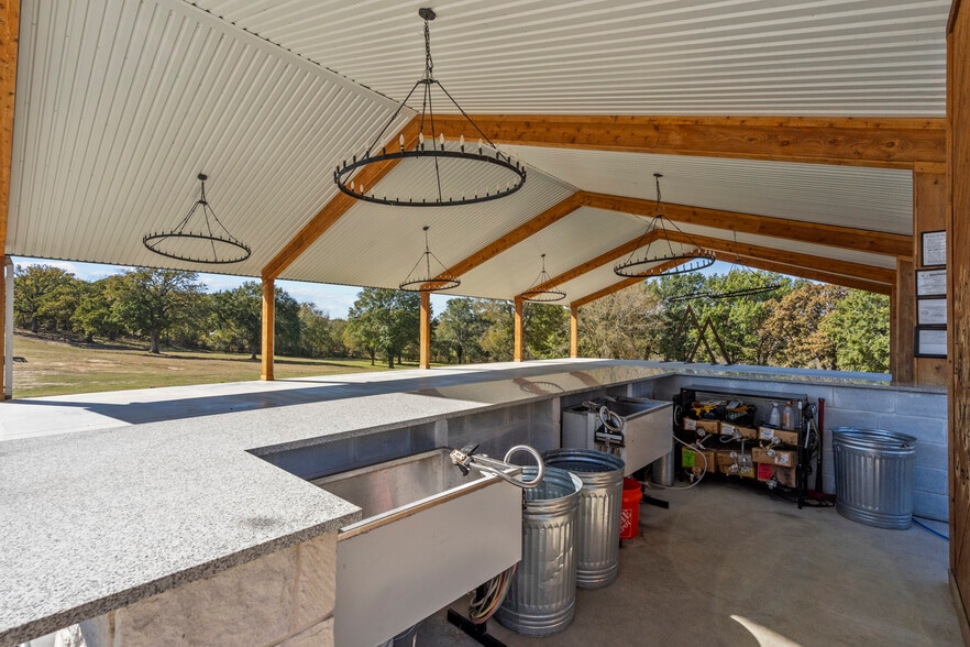 More Photos Of 9016 Private Road 2329, Terrell Lodge Meeting Hall For Sale