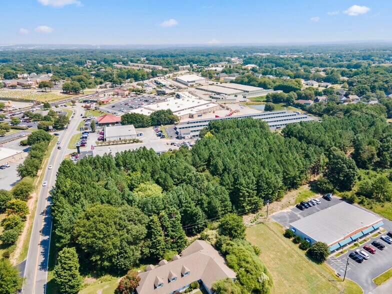 More Photos Of 1244 E Butler Rd, Greenville Land For Sale