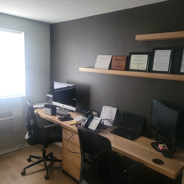 More Photos Of 15 Hargrove Ln, Palm Coast Manufacturing For Sale