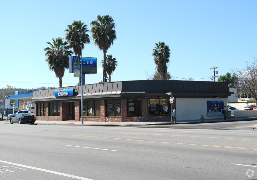 Primary Photo Of 4821 Laurel Canyon Blvd, Valley Village Bank For Sale