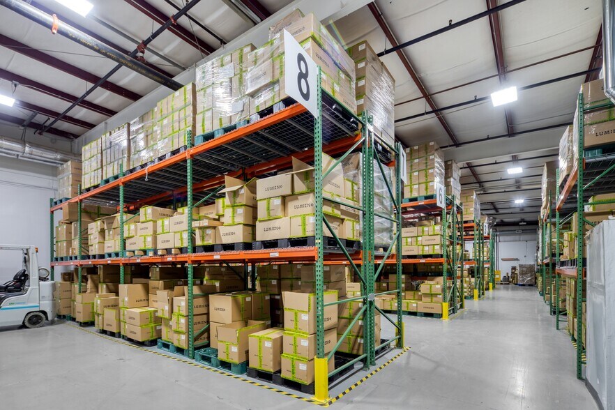 More Photos Of 3050 Matlock Dr, Kennesaw Light Manufacturing For Sale