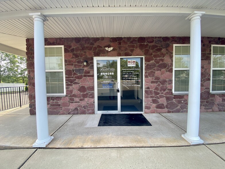 More Photos Of 292-296 W Ridge Pike, Royersford Office For Lease
