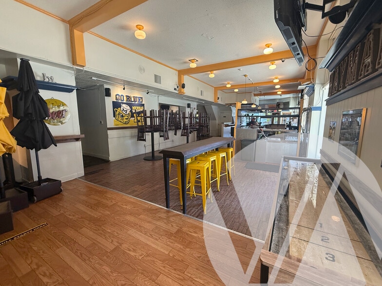 More Photos Of 201-203 E Washington St, Ann Arbor Storefront For Sale
