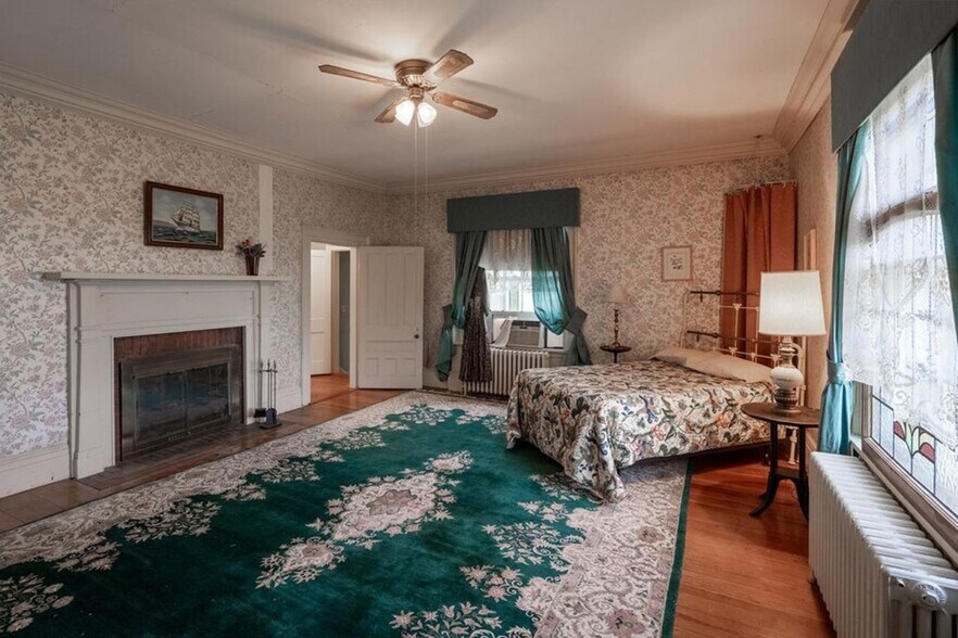 More Photos Of 850 Kinderton Rd, Clarksville Hospitality For Sale