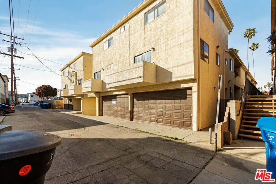More Photos Of 1518-1522 Euclid St, Santa Monica Apartments For Sale