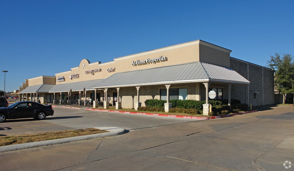 Primary Photo Of 2551 S Texas Ave, College Station Freestanding For Lease