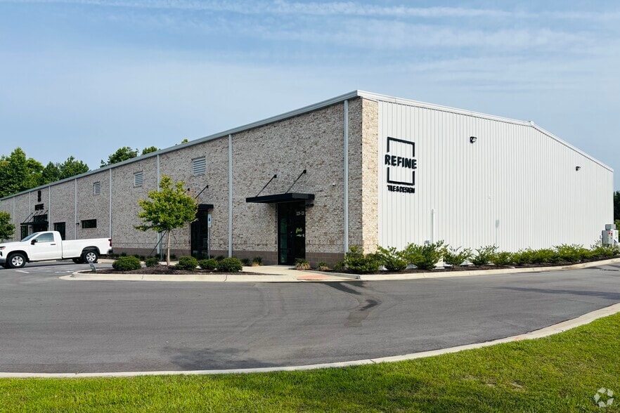 Primary Photo Of 3229 Pennington Dr, Wilmington Light Distribution For Lease