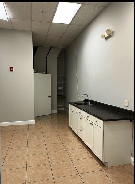 More Photos Of 1237 SE Indian St, Stuart Light Distribution For Sale