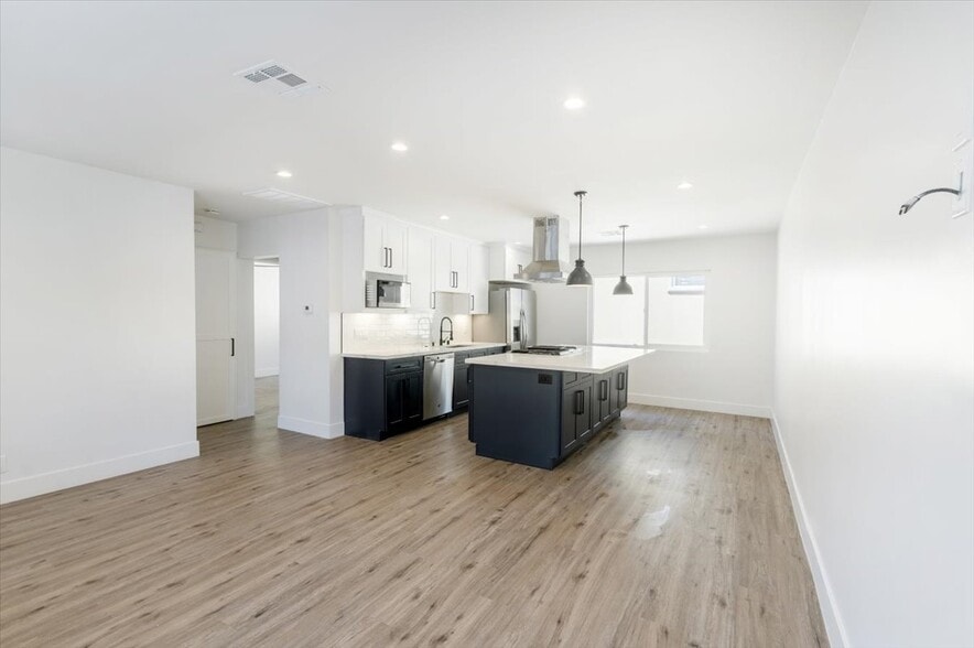 More Photos Of 2420 Grant Ave, Redondo Beach Apartments For Sale