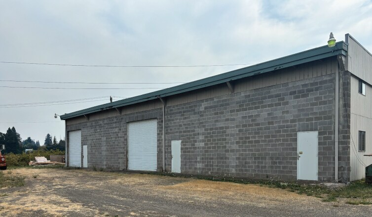 More Photos Of 85991 State 99 S Hwy, Eugene Industrial For Sale