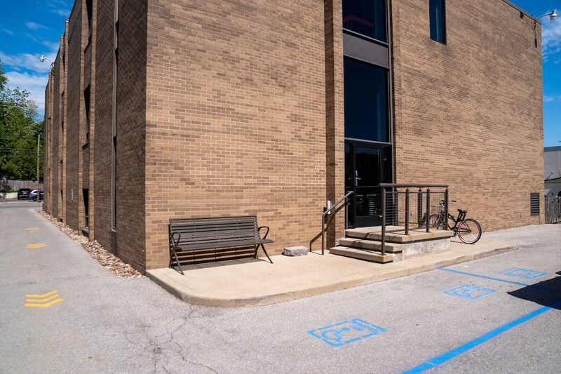 More Photos Of 620 Euclid Ave, Lexington Office For Sale