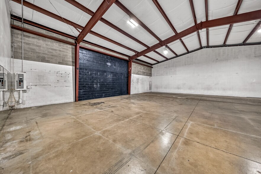 More Photos Of 729 Welch St, Medford Warehouse For Sale