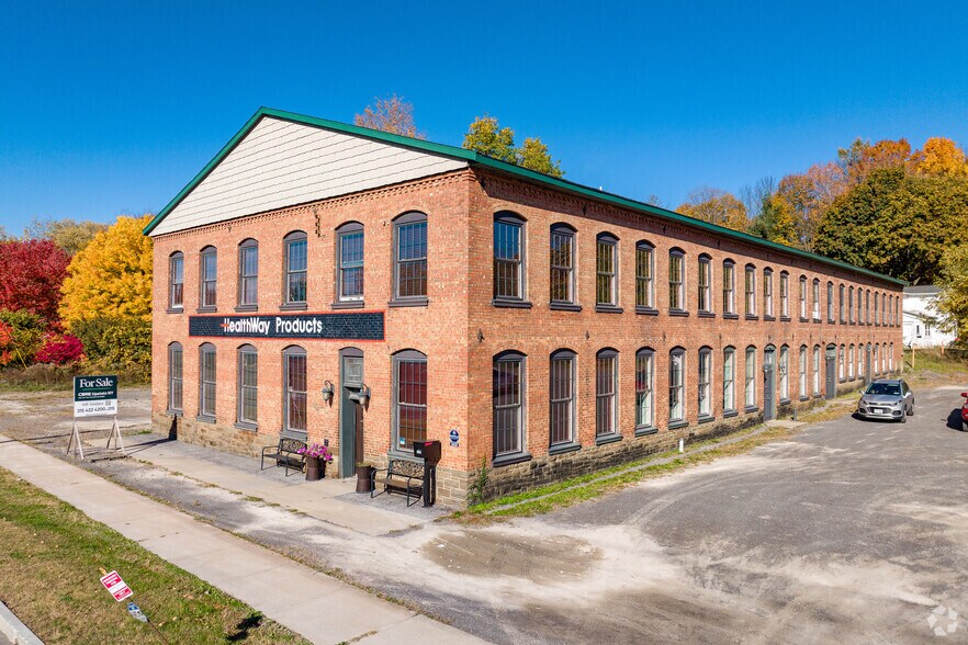 More Photos Of 3420 Maple Ave, Pulaski Warehouse For Sale