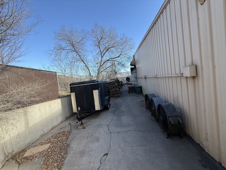 More Photos Of 2050 S Pecos St, Denver Warehouse For Sale