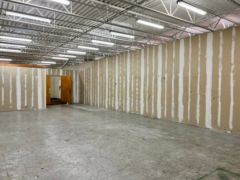 More Photos Of 2850 N Market St, Shreveport Freestanding For Sale