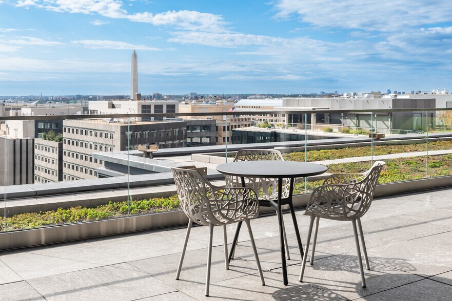 More Photos Of 1101 New York Ave NW, Washington Office For Lease