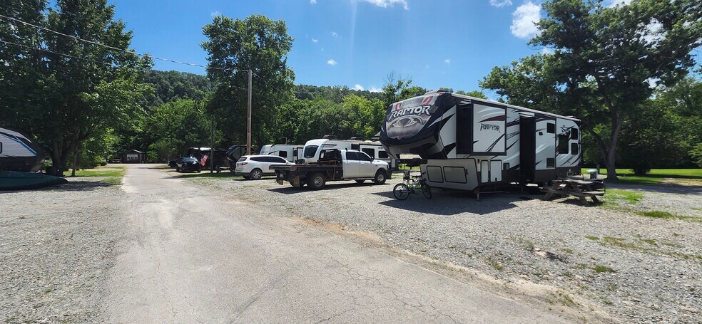 More Photos Of 469 River Rd, Lakeview Trailer Camper Park For Sale
